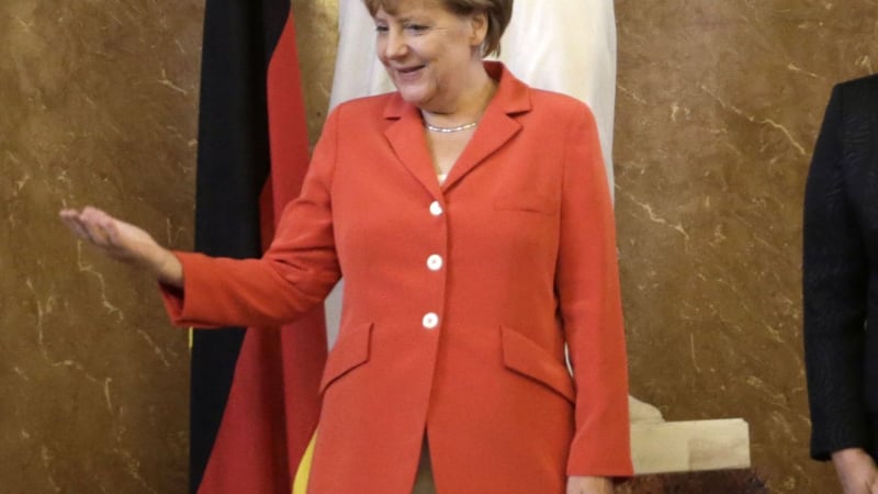 Меркел иска още санкции за Русия, за да покаже „колко сме сериозни”