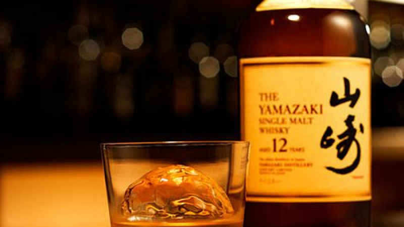 Богаташи цакаха по $33 000 за уникално японско уиски