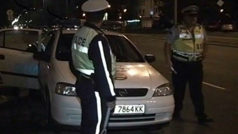 Куриоз в София: Джигит с Ауди блъсна четири коли на две улици и избяга