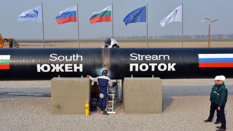 „Газпром“ ще използва положените за „Южен поток“ тръби в Черно море за изграждането на „Турски поток“
