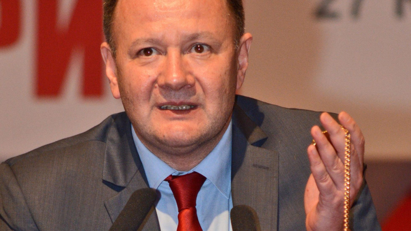 Миков призова и пред Reuters Иван Искров да подаде оставка