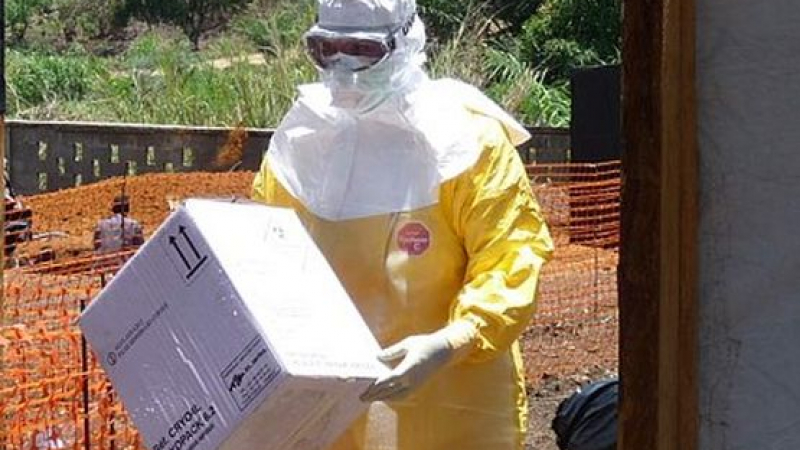 Здравен работник в Тексас е дал положителна проба за ебола
