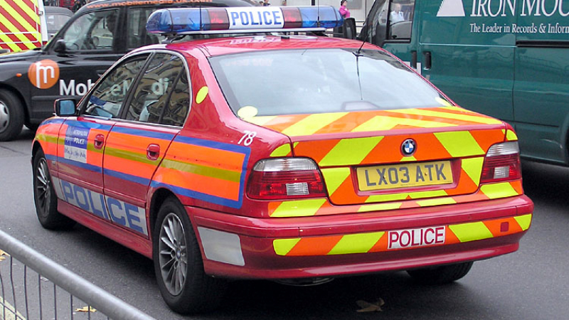 Полицията в Лондон арестува трима по подозрения за тероризъм