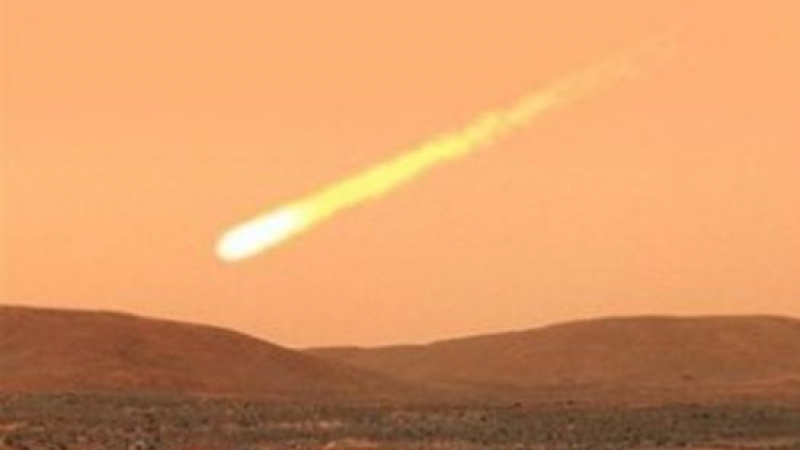 Кометата Сайдинг спринг профуча опасно близо до Марс (ВИДЕО)