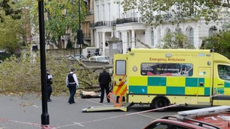 Лошото време уби жена в Лондон