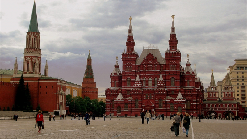 Москва: Как българският олигархичен елит предаде Русия