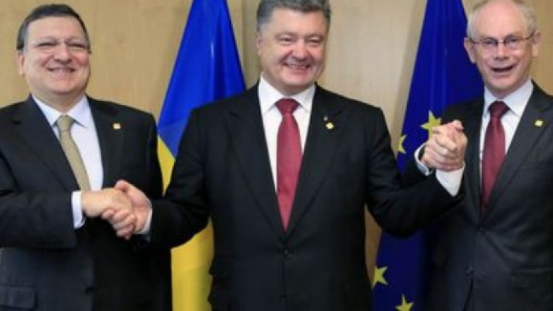 Reuters: Киев изнудва Запада, флиртува с Москва, печелят украинските олигарси