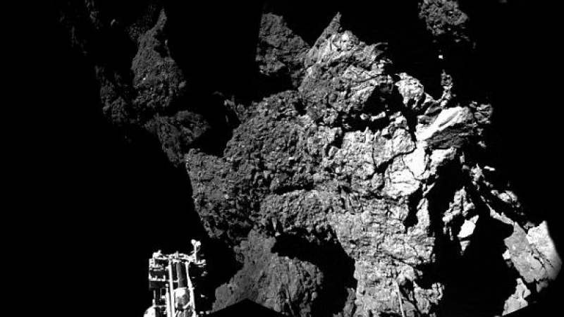 Човечеството за първи път в историята проби комета