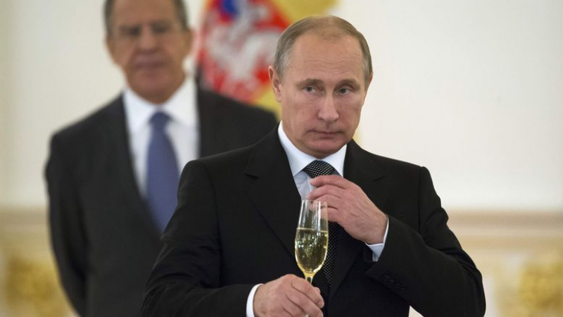 Лавров: Искат да свалят Путин със санкции