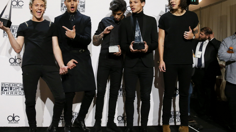 Америка избра „One Direction“ за изпълнители на годината (СНИМКИ/ВИДЕО)