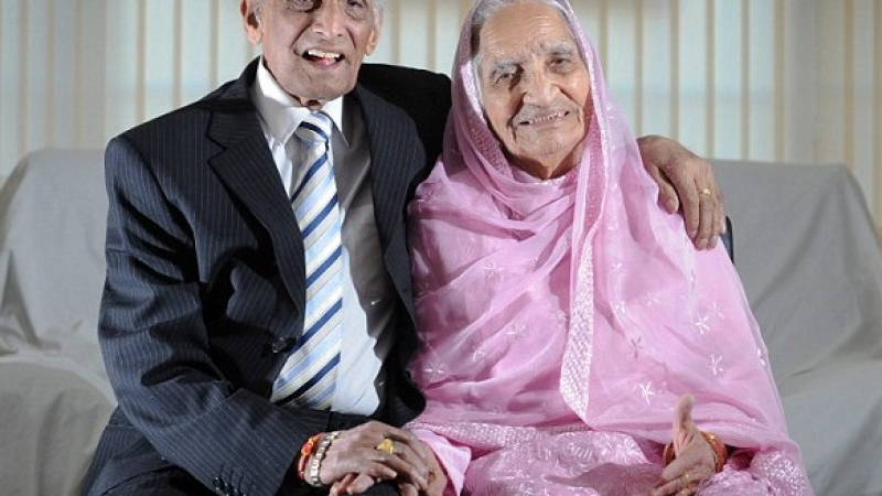 Най-старата семейна двойка в света стана на 211 години