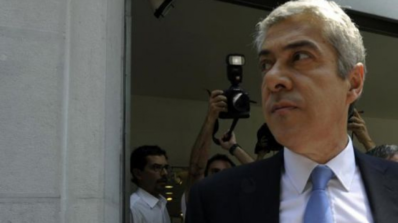 Португалският премиер остава в ареста