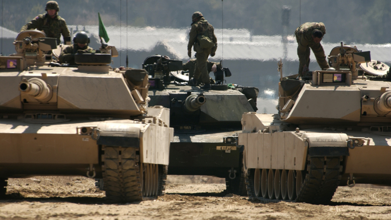 САЩ изпраща танкове в България?