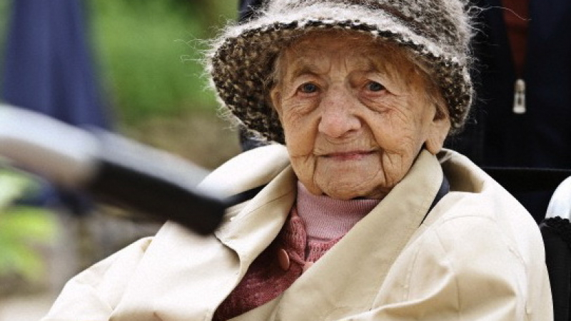 Сенилната деменция е коварна болест, но не всички стари хора боледуват от нея