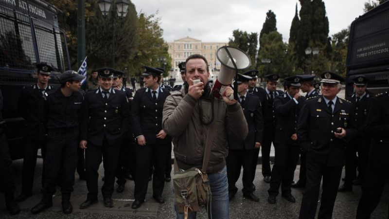 Национална стачка парализира Гърция