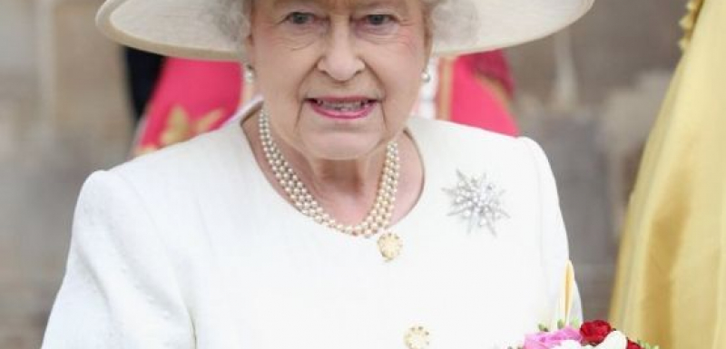 Кралица Елизабет II с кървави думи за терора в Манчестър 
