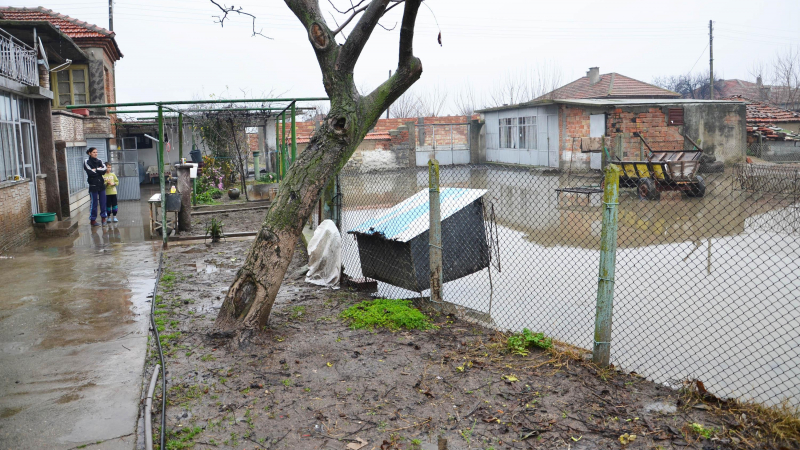 Община Раднево под вода, обявиха бедствено положение!