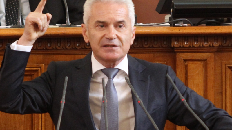 Волен Сидеров към депутатите: Да изгоним френския посланик! 