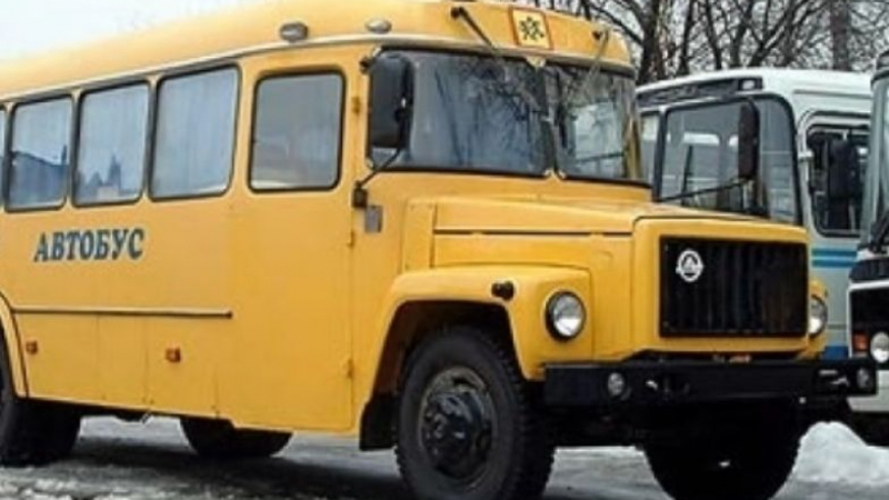 Автобус с ученици се обърна в Кърджалийско 