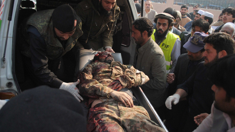 Ликвидираха шестимата талибани, които потопиха в кръв Пешавар