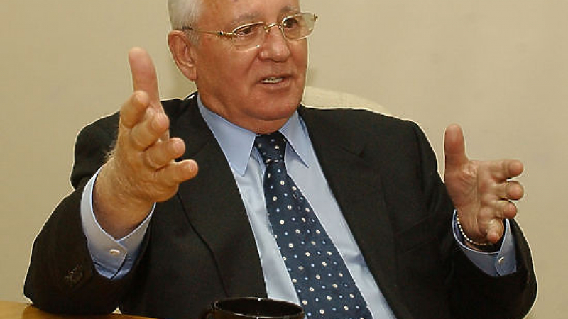 Горбачов: Студената война се завърна