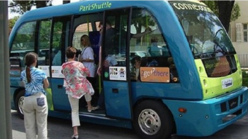 За първи път в света в Гърция тръгват автобуси без шофьор 