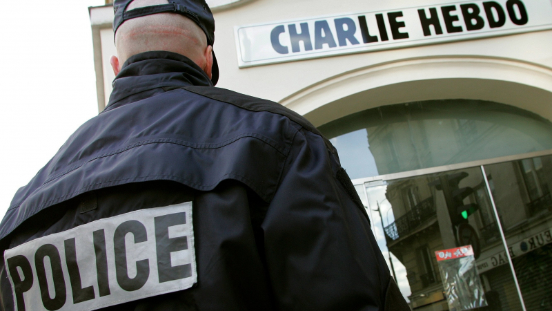 11 са избитите в редакцията на „Шарли Ебдо“ (ВИДЕО)