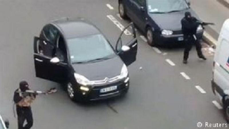 Публикувалият убийството на парижкия полицай съжалявал