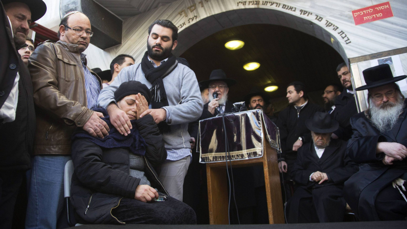 Президентът и премиерът на Израел погребаха четирите жертви от магазина в Париж (СНИМКИ)
