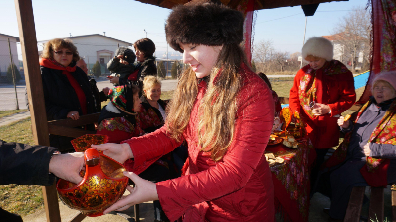 Казаци край Варна посрещат Нова година днес (СНИМКИ)