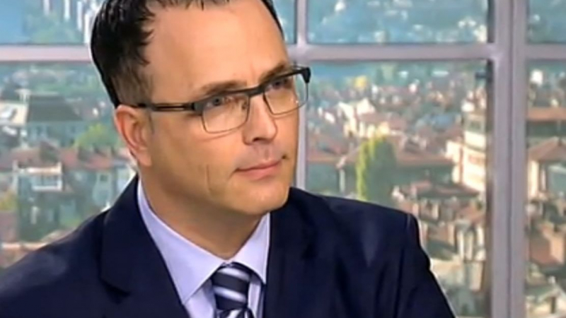 Стоян Мавродиев: Не позволихме кризи в секторите под наш надзор