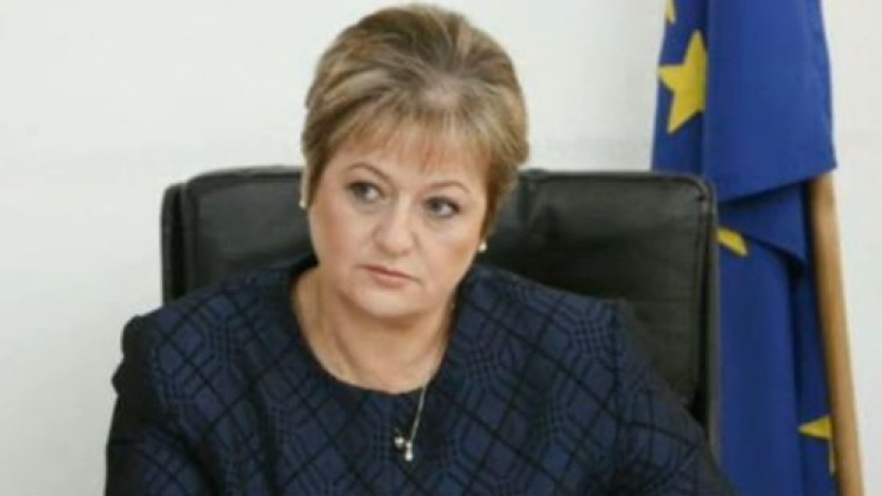 Назначиха Сабрие Сапунджиева за секретарка, за да задържи жилището си