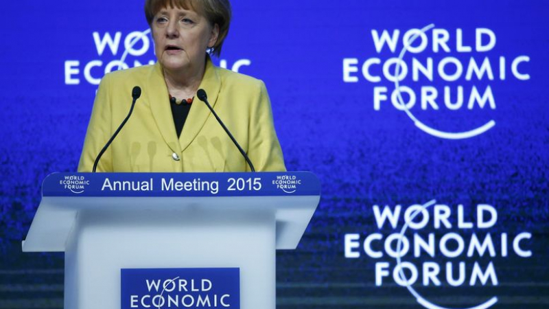 Меркел влиза в историята с най-голямата военна сделка на Германия