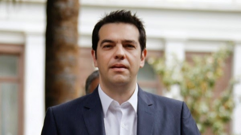 Първи скандал: Ципрас отказа да положи клетва с ръка на Библията