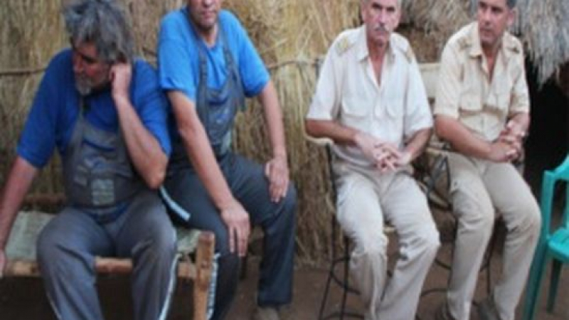 Първа СНИМКА на задържаните в Судан българи
