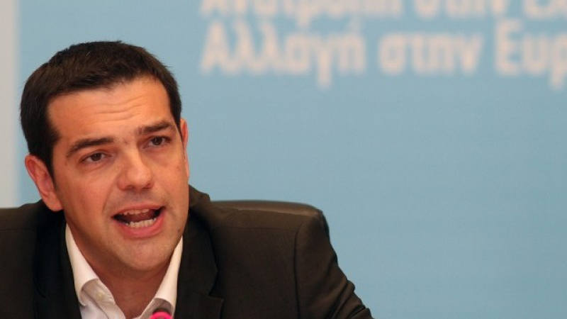 S&amp;P постави рейтинга на Гърция под наблюдение