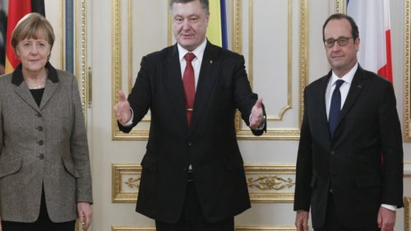 Меркел и Оланд в Москва, за да не допуснат оръжие в Украйна 