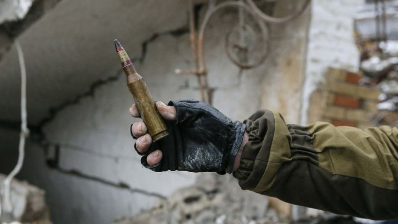 Военните от ЕС няма да дадат оръжие на властите в Киев