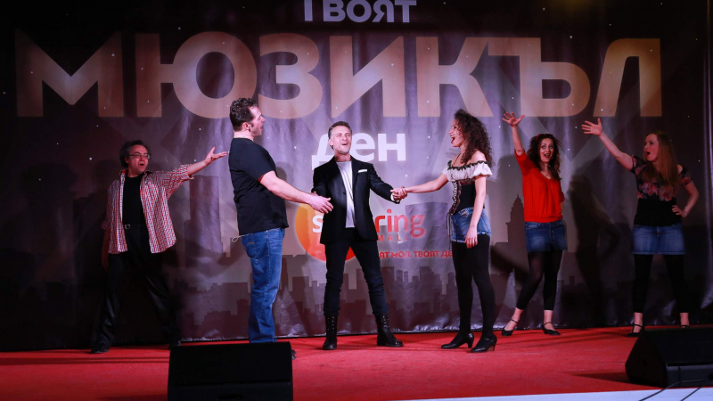 Актьори от музикалния театър представят хитове от световноизвестни мюзикъли в София Ринг Мол