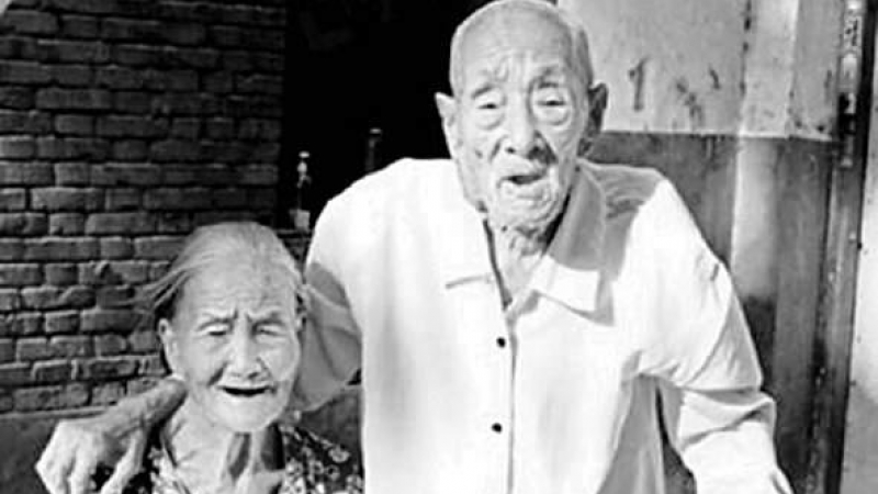 Двойка постави рекорд с 90 г. брак