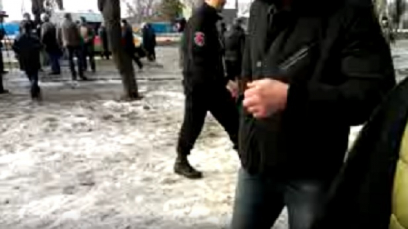 Мощен взрив уби двама и рани 15 на Марш на солидарността в Харков  (ВИДЕО)
