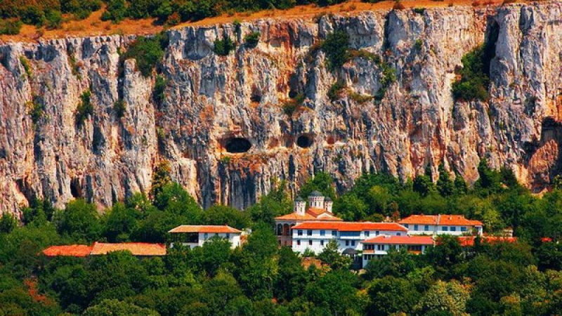 Манастирът, където турски ятаган замръзна във въздуха