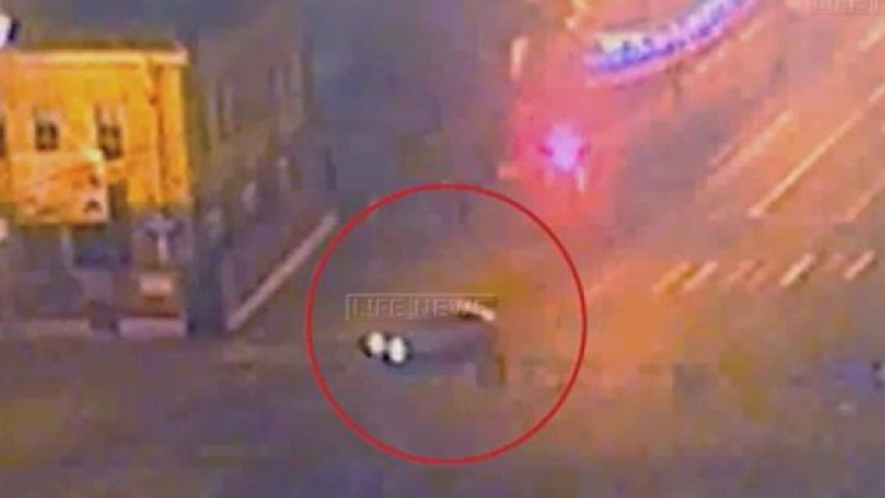 Вижте как се измъкват убийците на Немцов (ВИДЕО)