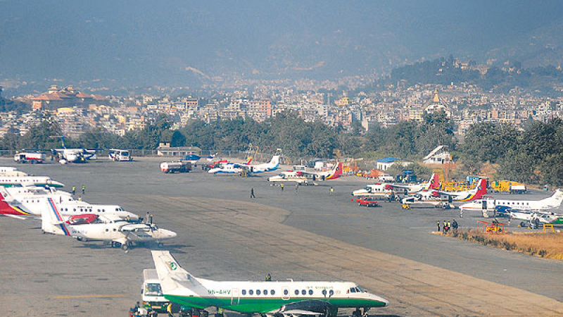 Самолет излезе от пистата в Непал