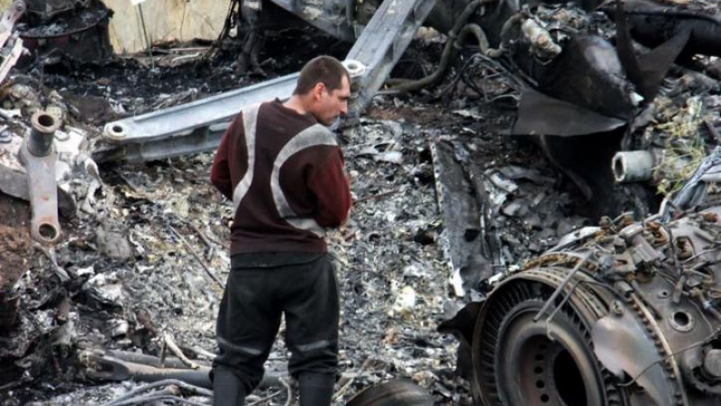 УНИАН: Боингът на малайзийските авиолинии над Украйна е свален от ракета „Бук”