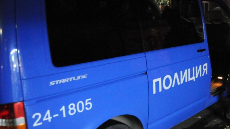 Първо в БЛИЦ: Задигнаха „Мерцедес“ от шофьорка в София