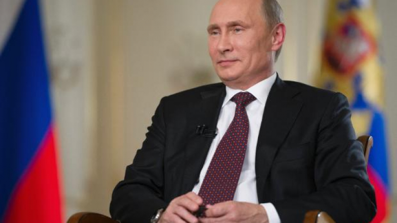 Путин резна заплатите на Кремъл с 10%