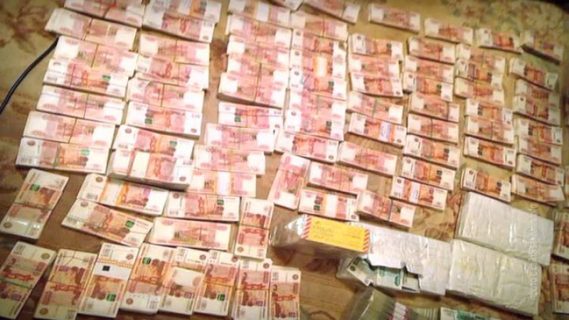 1 милиард рубли намерени в дома на губернатора на Сахалинска област 