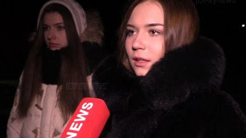 Млади жени се оплакват от поведението на килърите на Борис Немцов (ВИДЕО)