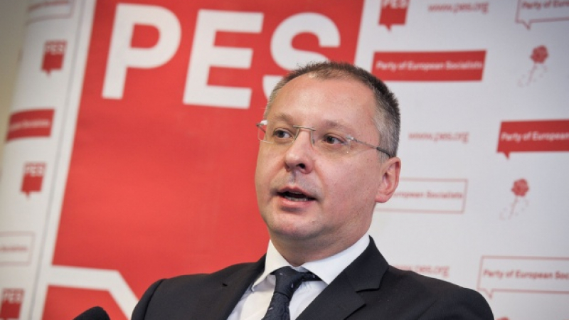 Европарламентът уважи искането на Станишев за сваляне на имунитета му